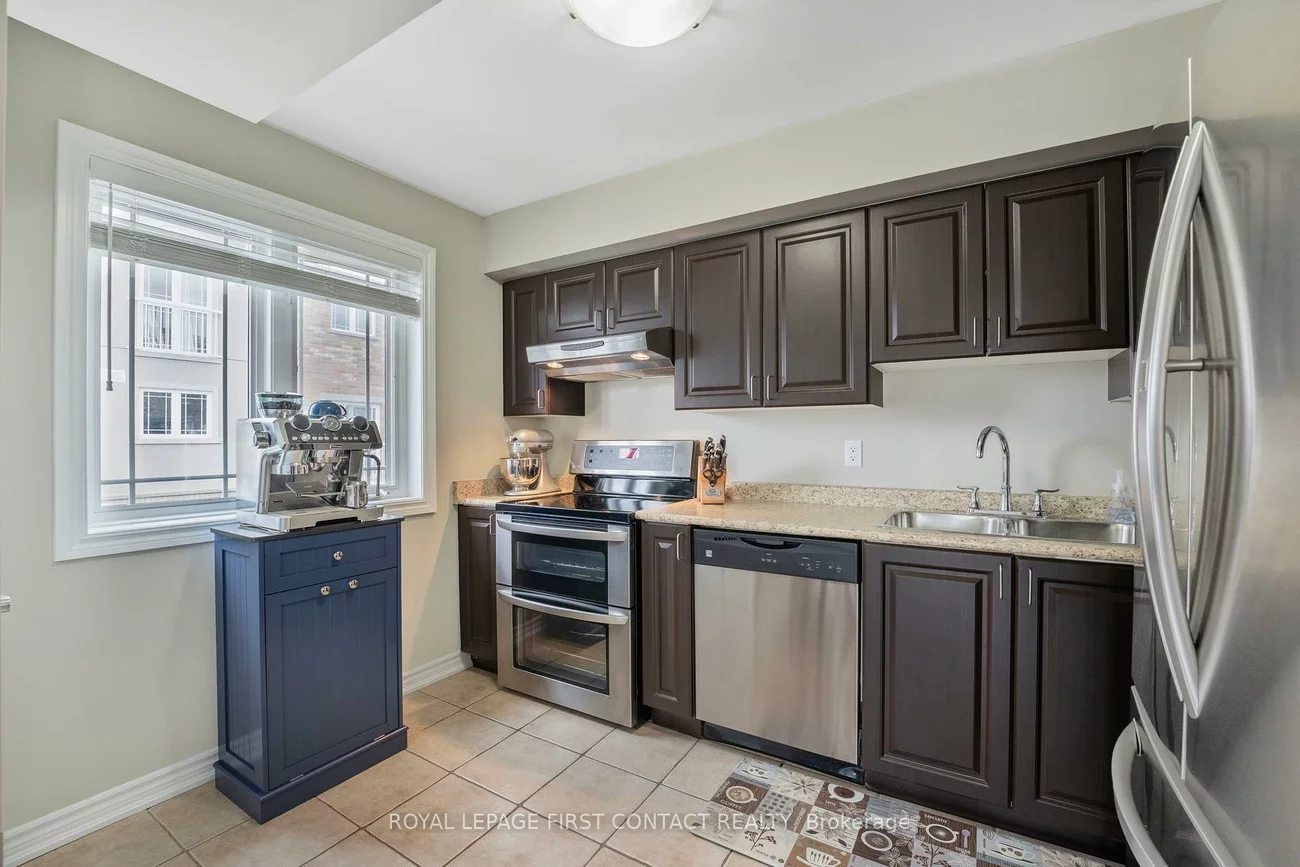 408, Veterans, Holly, Barrie