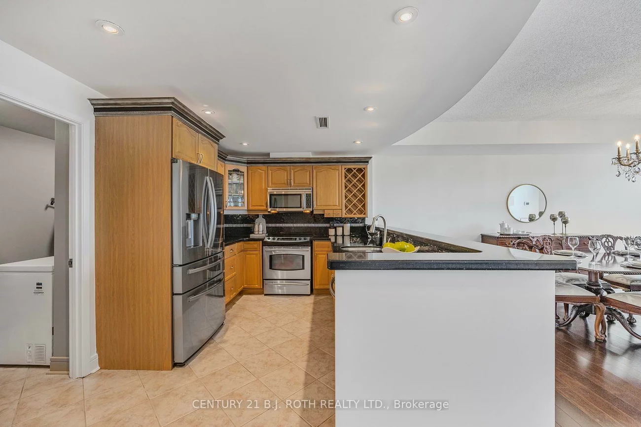 2, Toronto, City Centre, Barrie