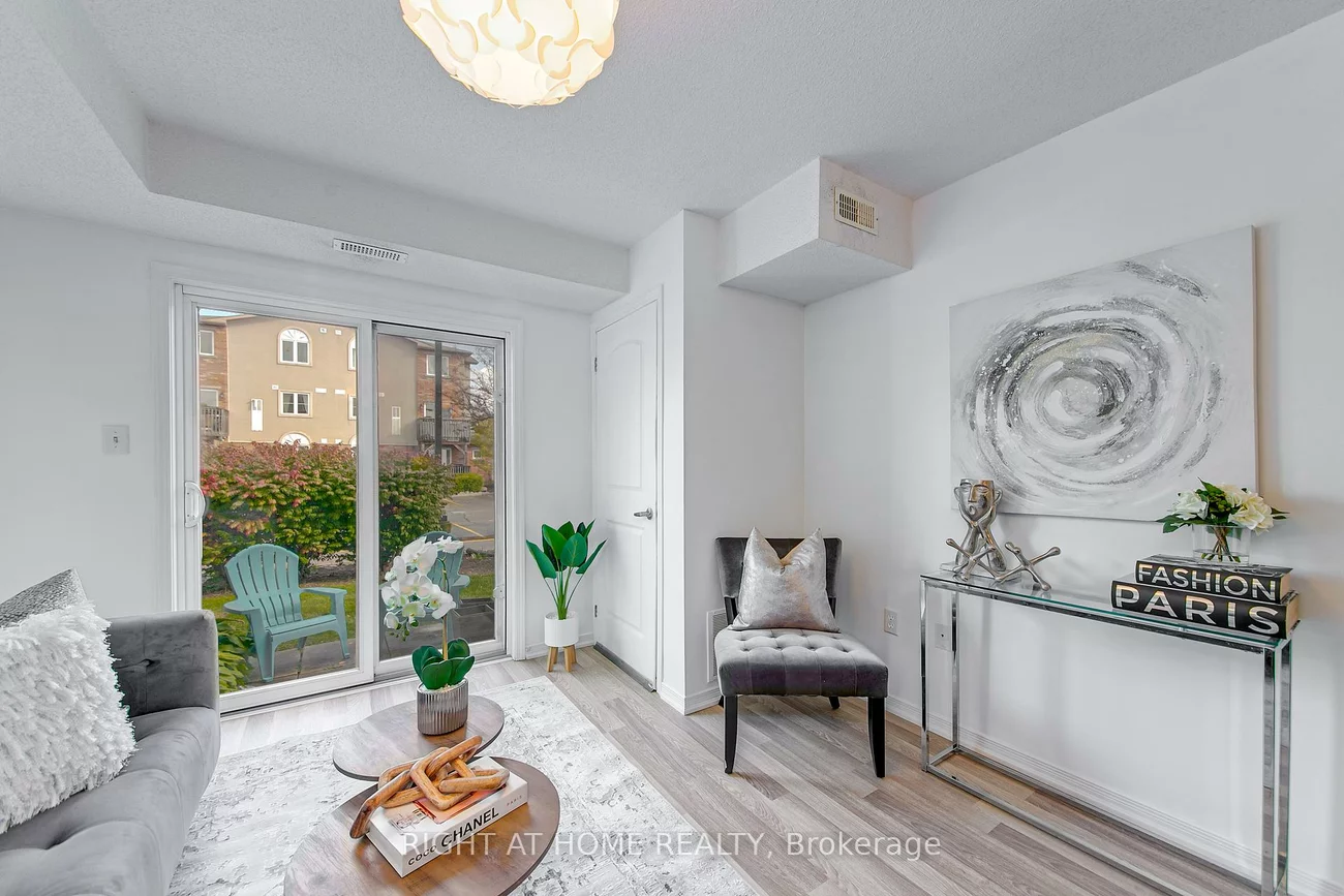 17, Cheltenham, Georgian Drive, Barrie