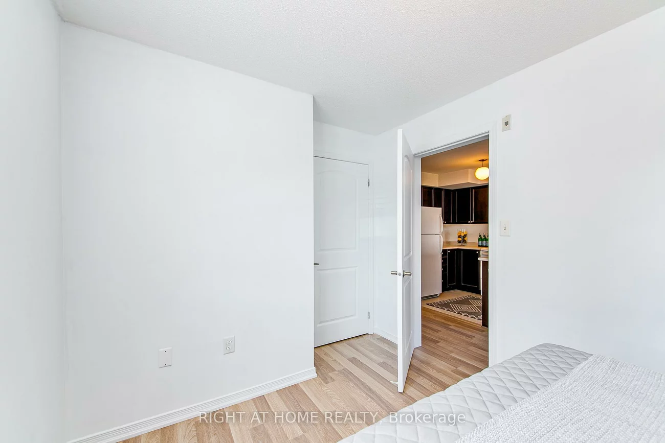 17, Cheltenham, Georgian Drive, Barrie