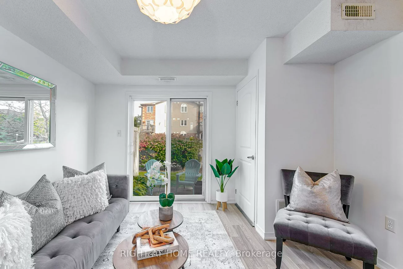 17, Cheltenham, Georgian Drive, Barrie