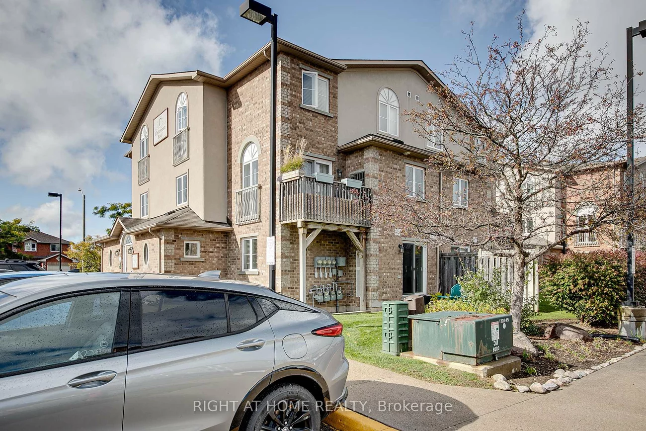 17, Cheltenham, Georgian Drive, Barrie