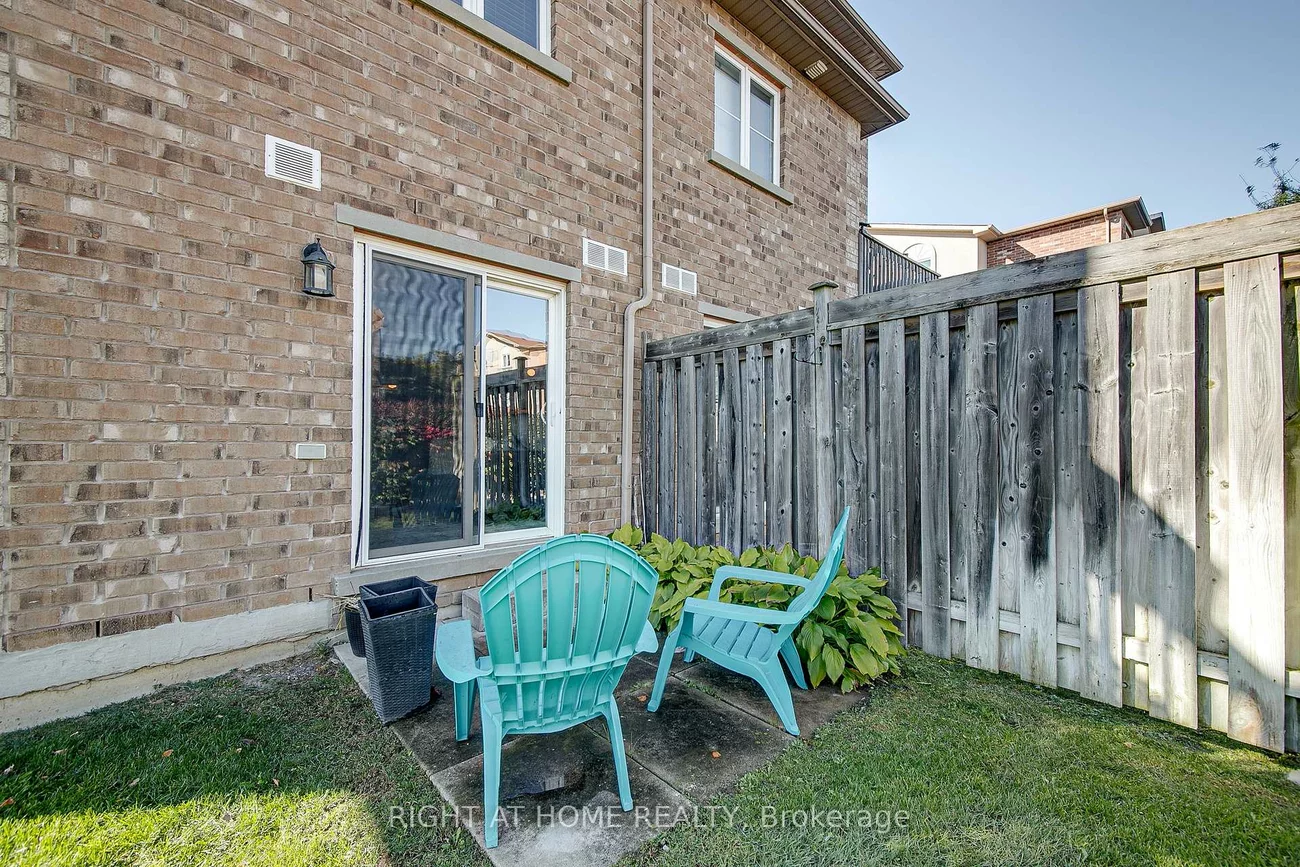 17, Cheltenham, Georgian Drive, Barrie