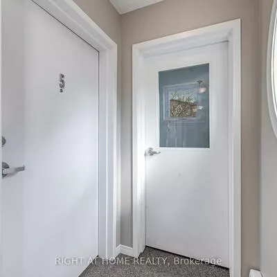 17, Cheltenham, Georgian Drive, Barrie