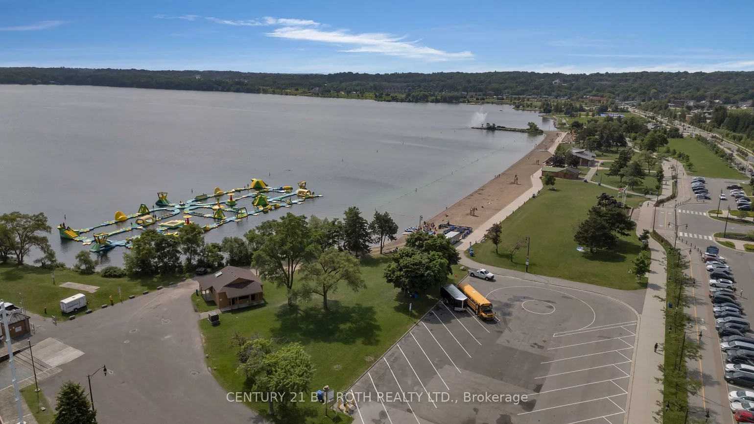 2, Toronto, City Centre, Barrie