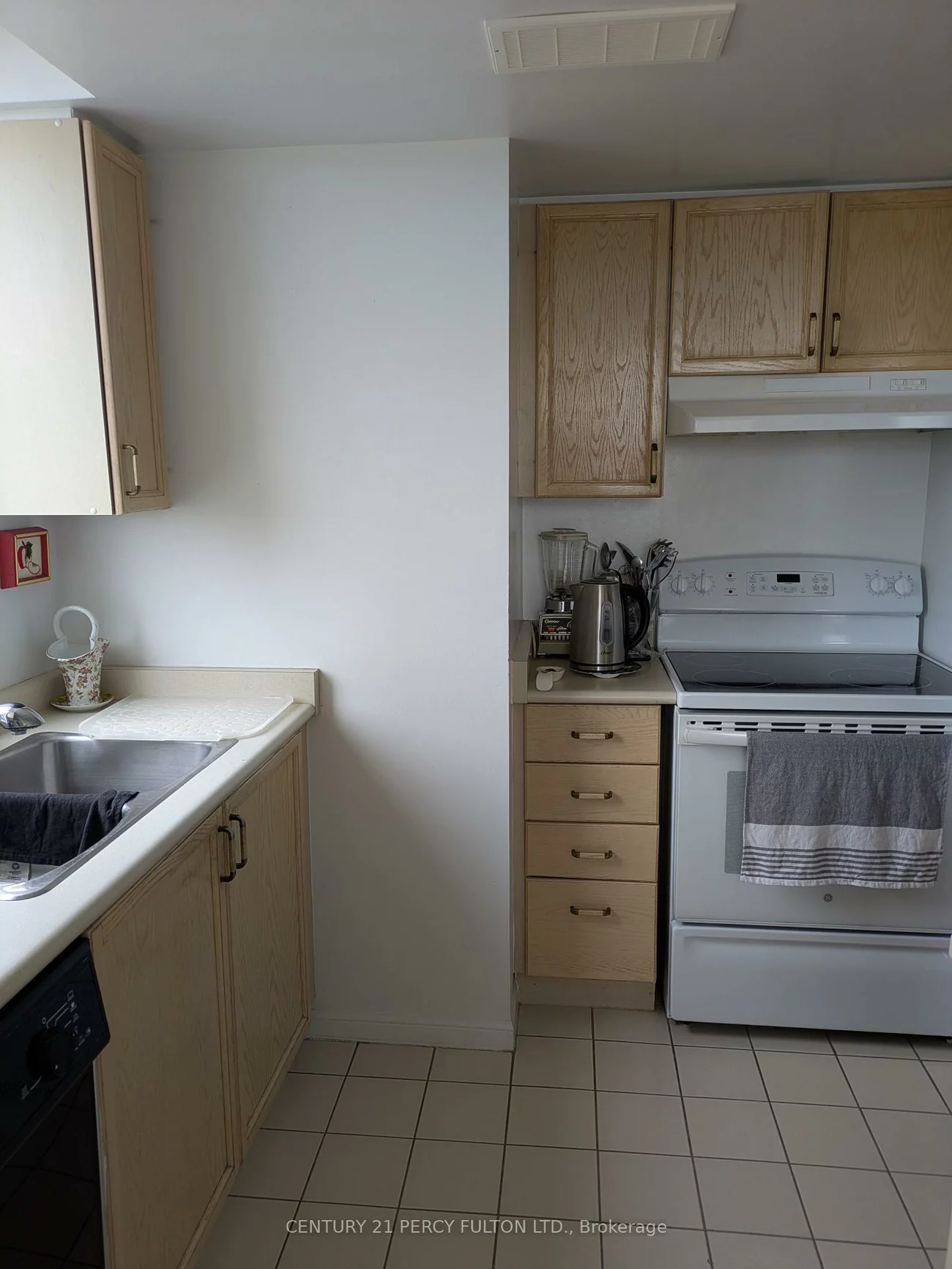 75, Ellen, Lakeshore, Barrie