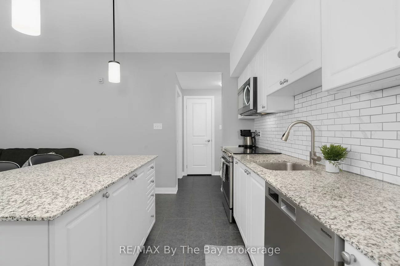 300, ESSA, 400 West, Barrie