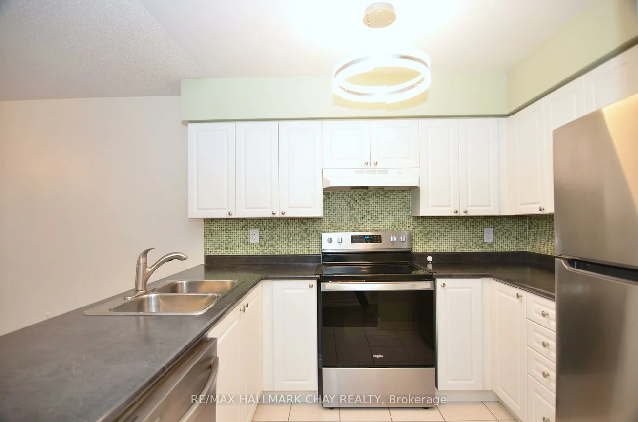 49, Ferndale, Ardagh, Barrie