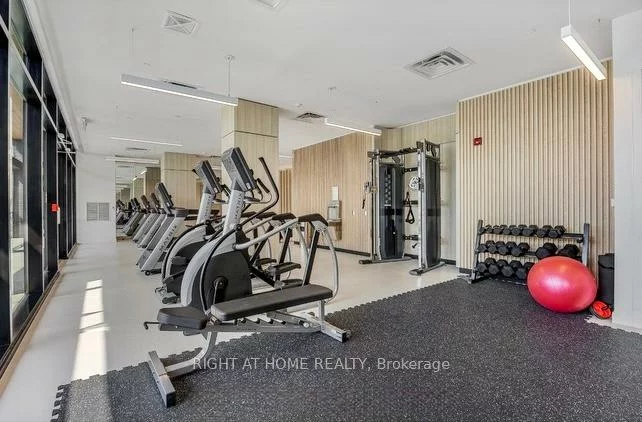 185, Dunlop, Lakeshore, Barrie
