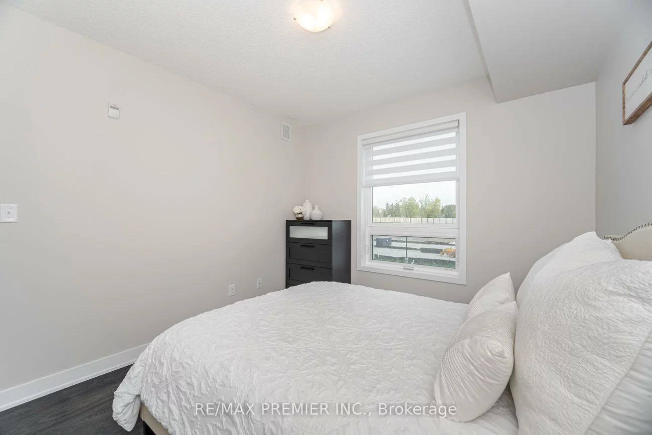 6, Spice, Innis-Shore, Barrie