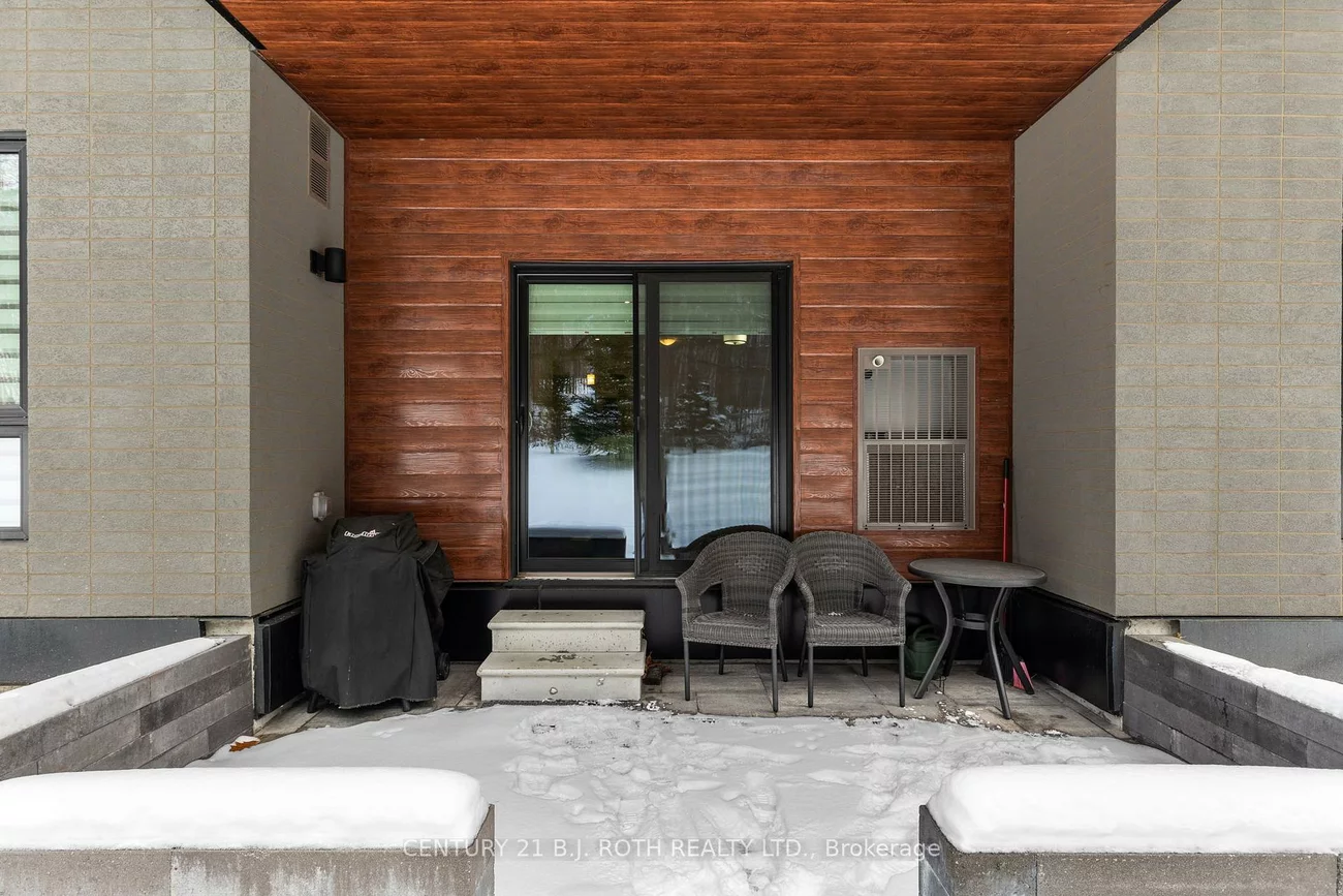 304, ESSA, 400 West, Barrie