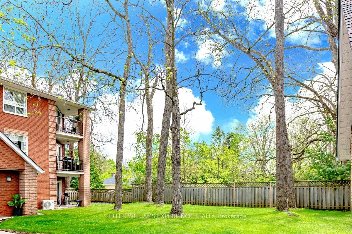 131, Clapperton, Wellington, Barrie
