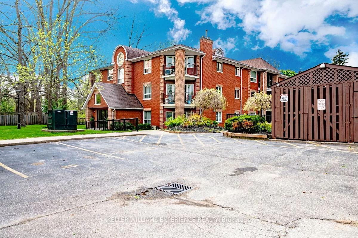 131, Clapperton, Wellington, Barrie