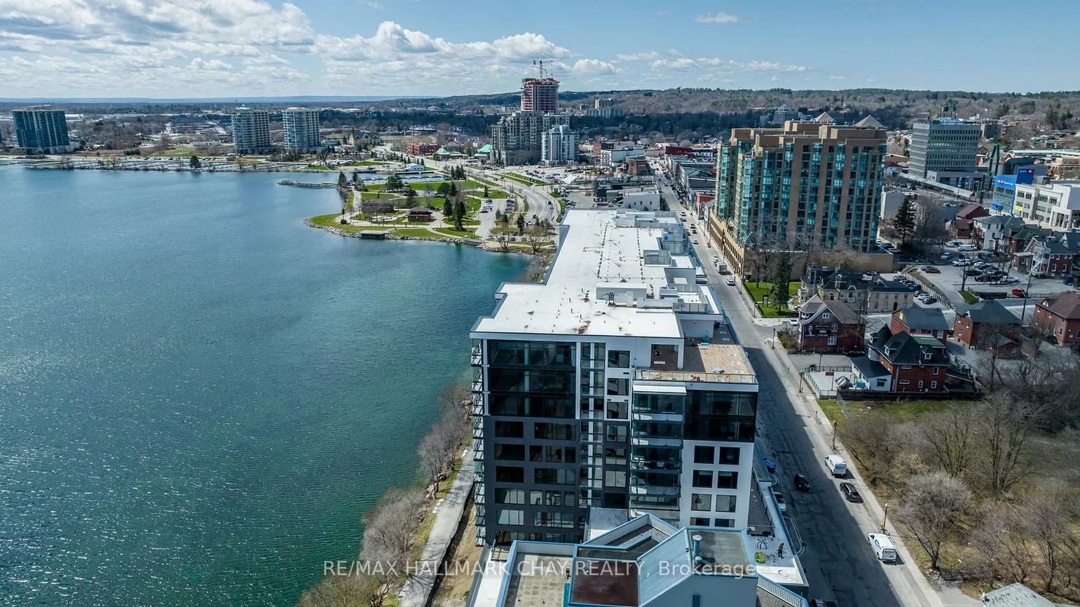 185, Dunlop, Lakeshore, Barrie