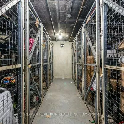 414, Blake, Codrington, Barrie