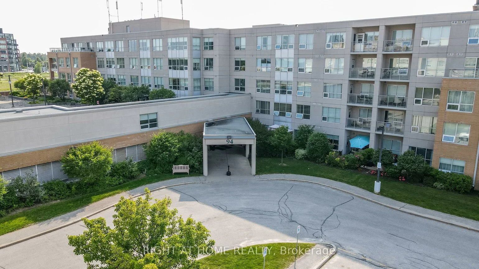 90, Dean, Painswick South, Barrie