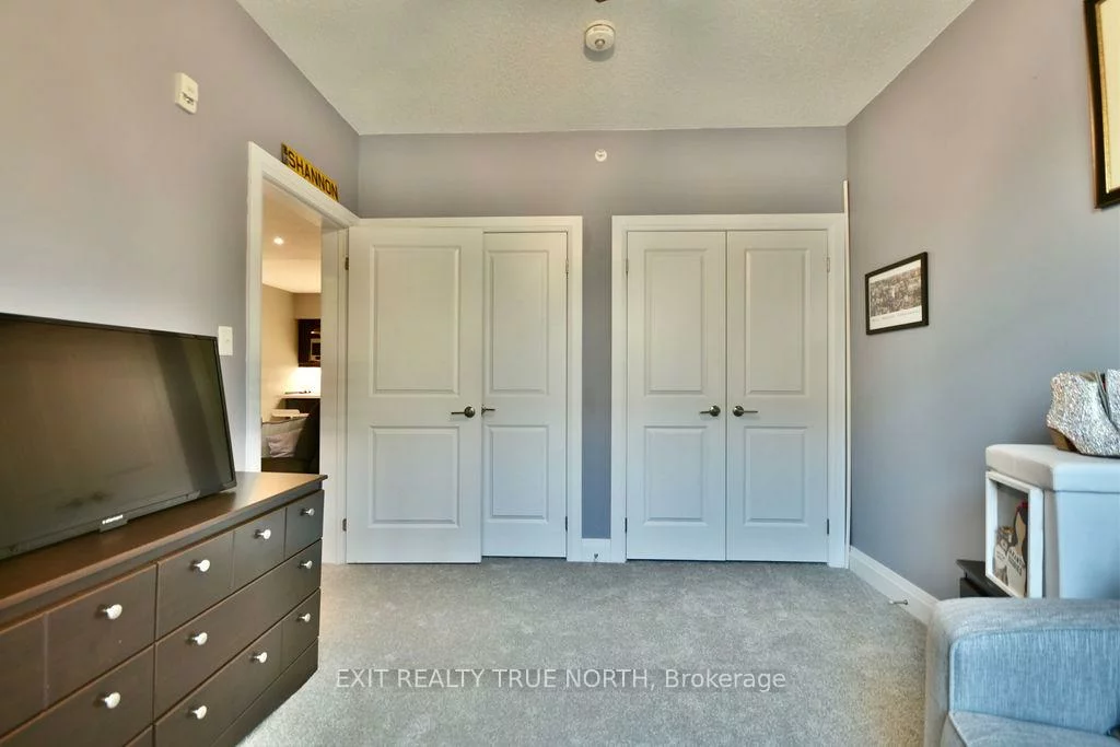 300, Essa, Ardagh, Barrie
