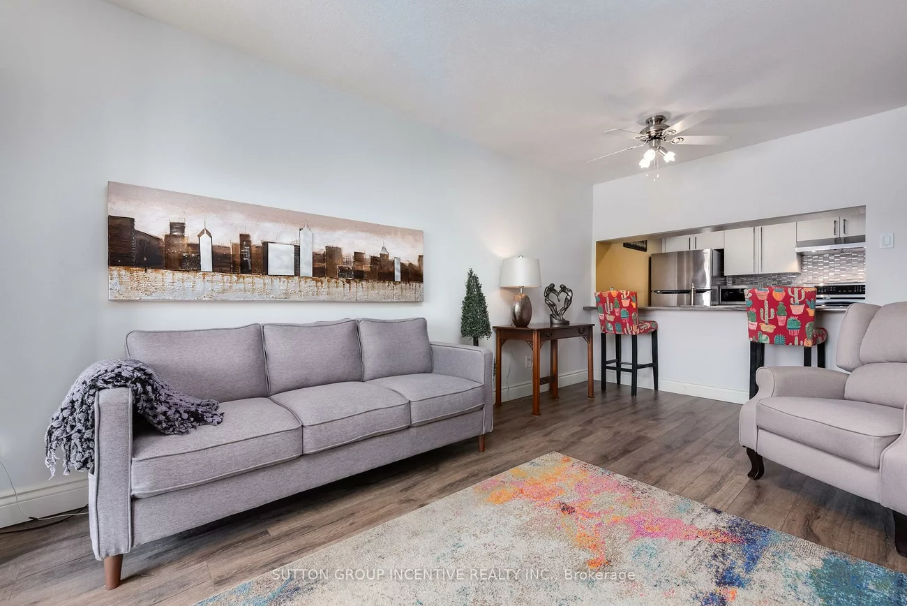 75, Ellen, City Centre, Barrie