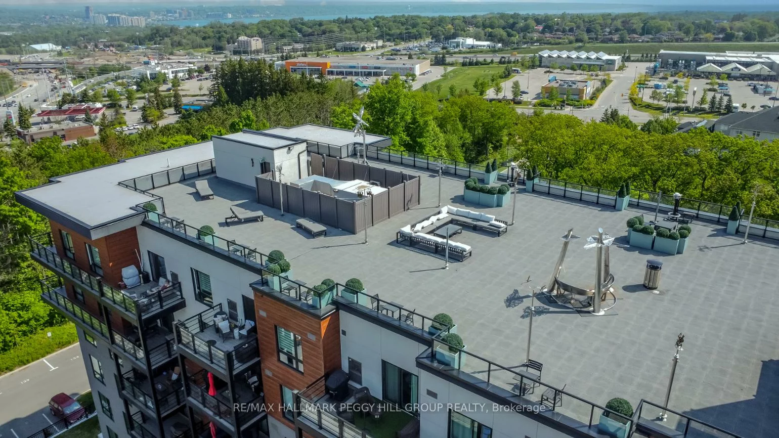 302, Essa, 400 West, Barrie
