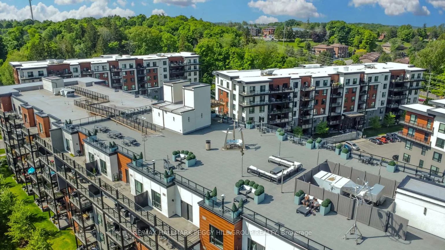 302, Essa, 400 West, Barrie