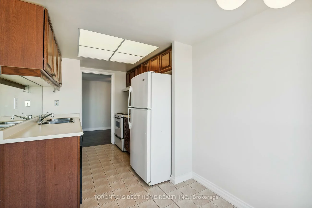 75, Ellen, Lakeshore, Barrie