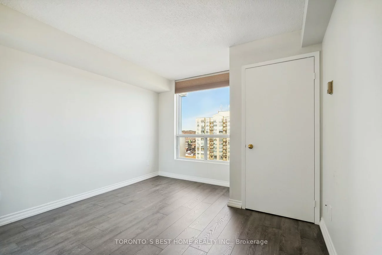 75, Ellen, Lakeshore, Barrie