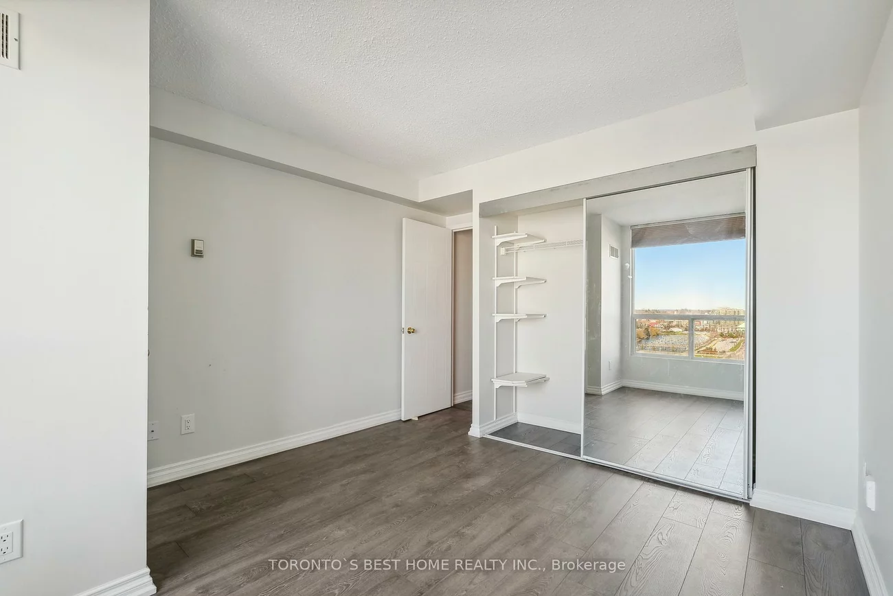 75, Ellen, Lakeshore, Barrie