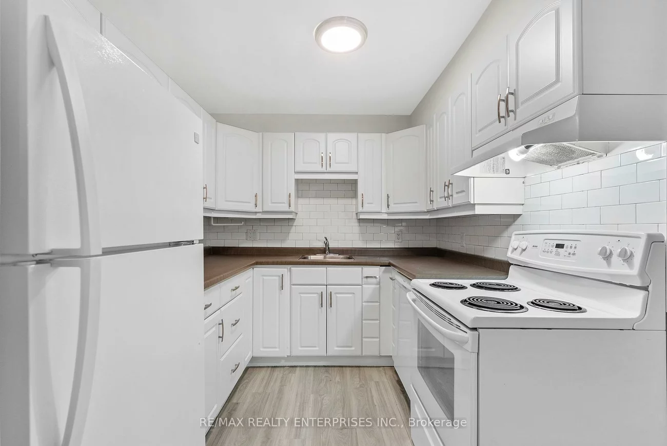 126, Bell Farm, Alliance, Barrie