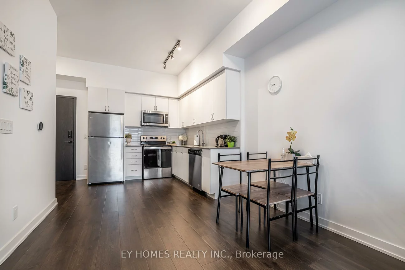 56, Lakeside, Little Lake, Barrie