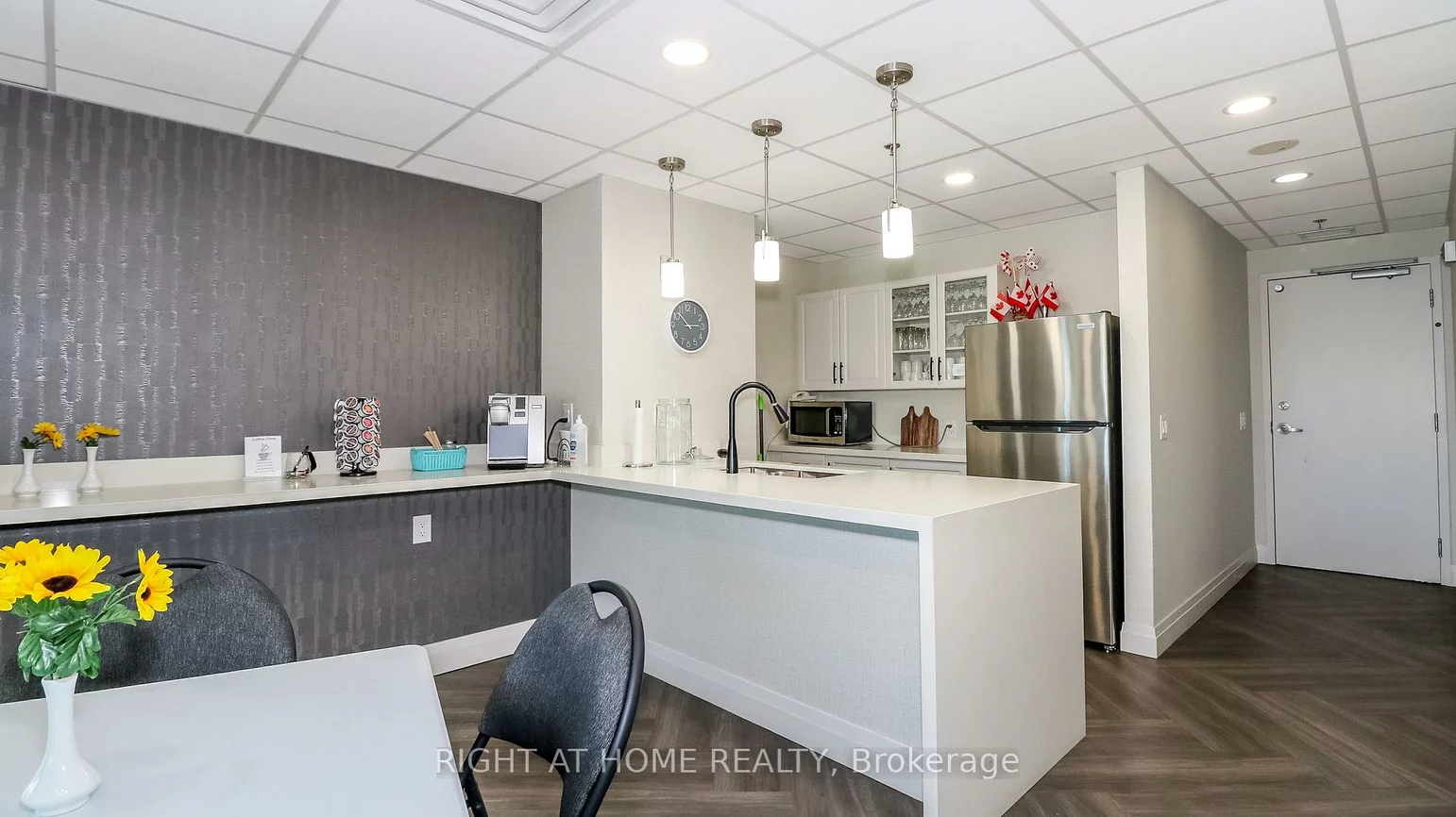 6, Toronto, City Centre, Barrie