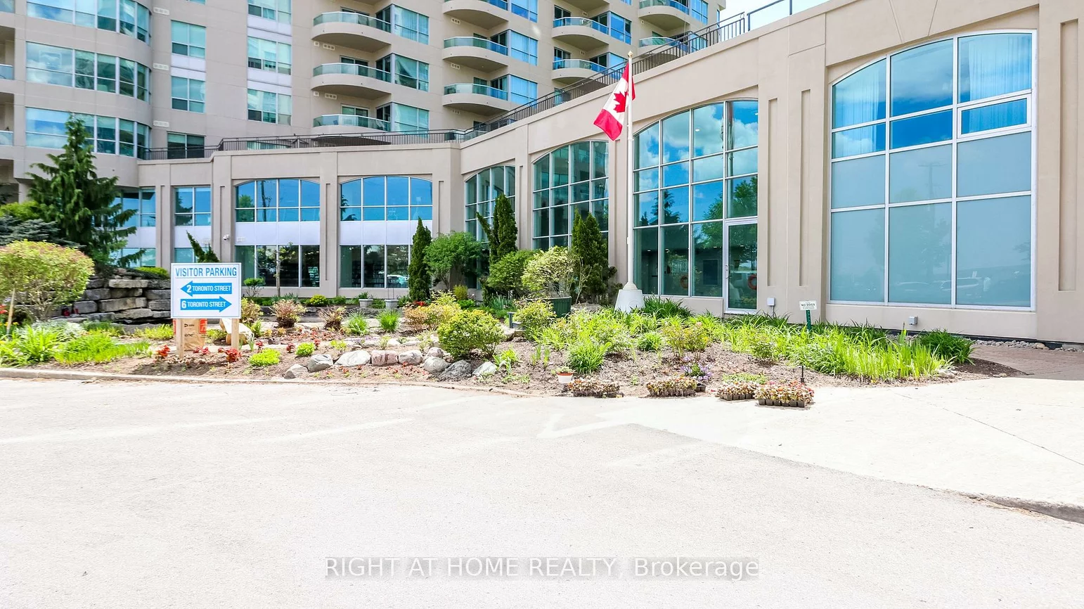 6, Toronto, City Centre, Barrie