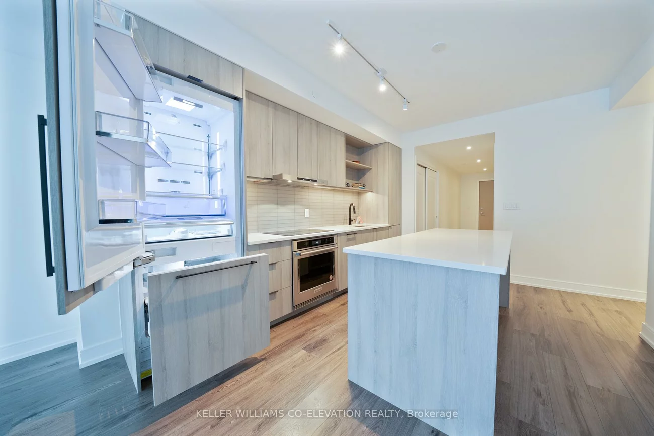 185, Dunlop, Lakeshore, Barrie