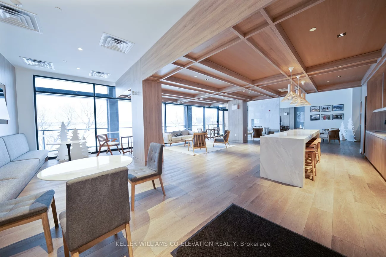 185, Dunlop, Lakeshore, Barrie