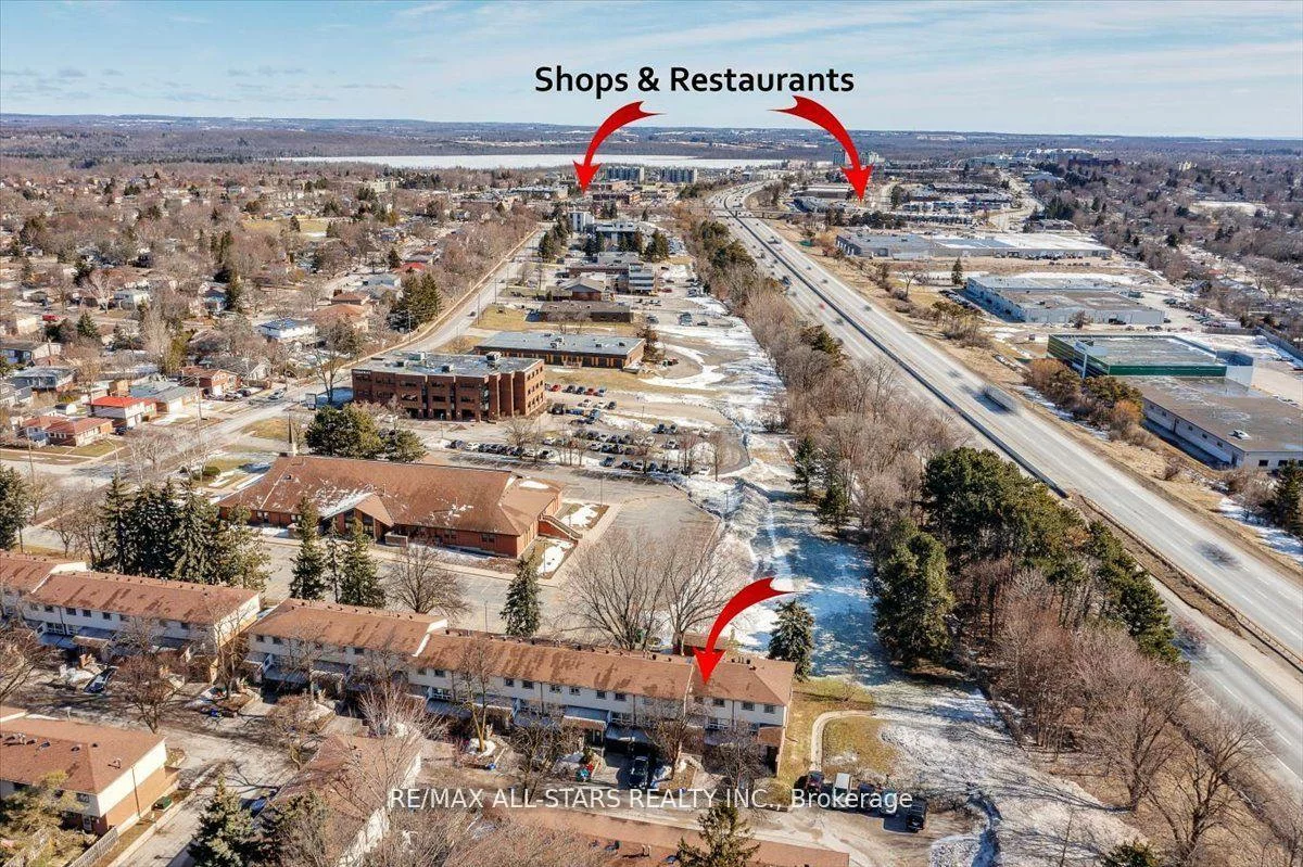 63, Ferris, Cundles East, Barrie