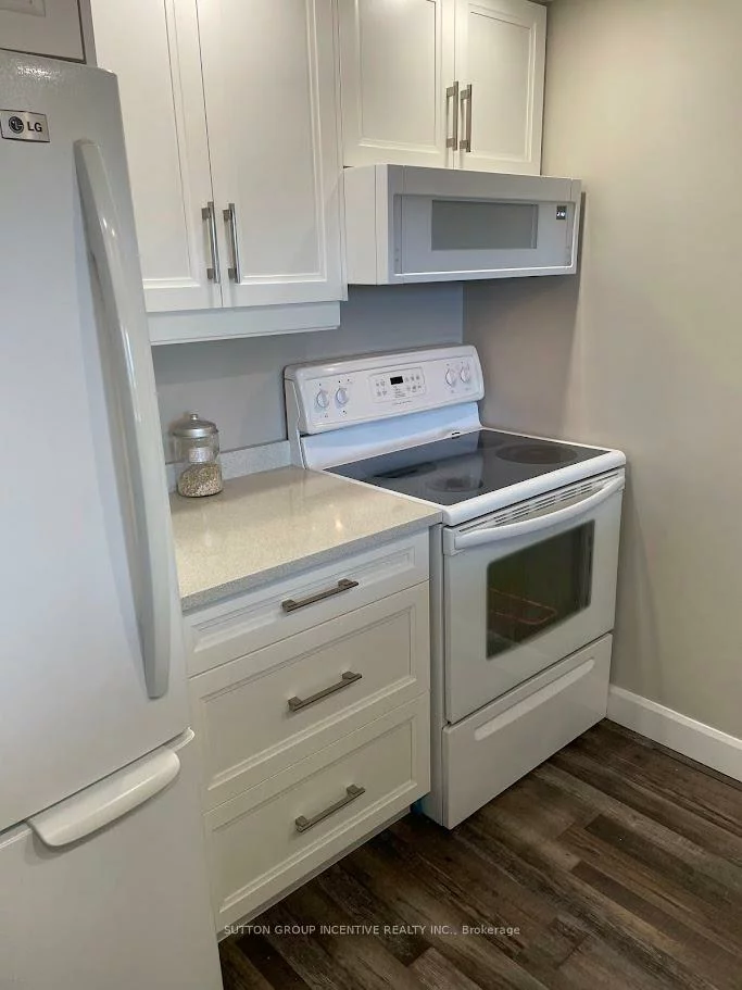 65, Ellen, Allandale Centre, Barrie
