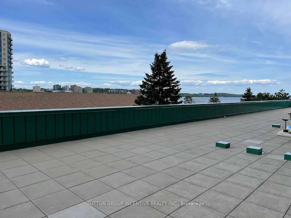 65, Ellen, Allandale Centre, Barrie