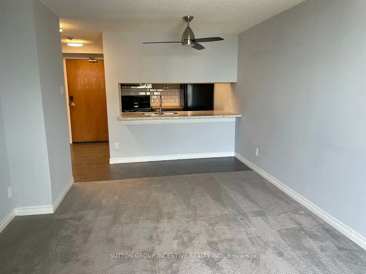 75, Ellen, City Centre, Barrie