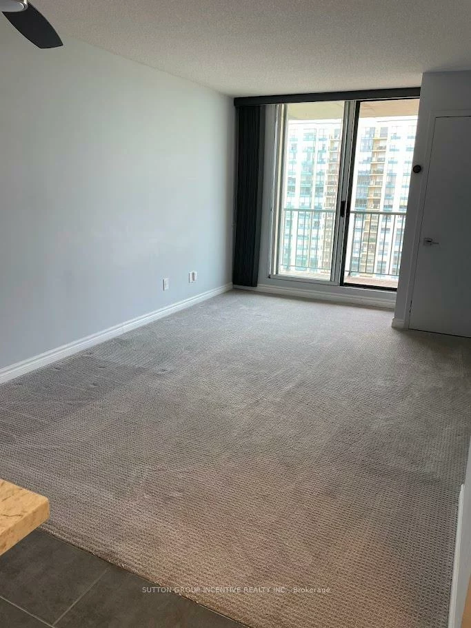 75, Ellen, City Centre, Barrie