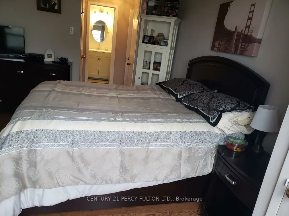 75, Ellen, Lakeshore, Barrie