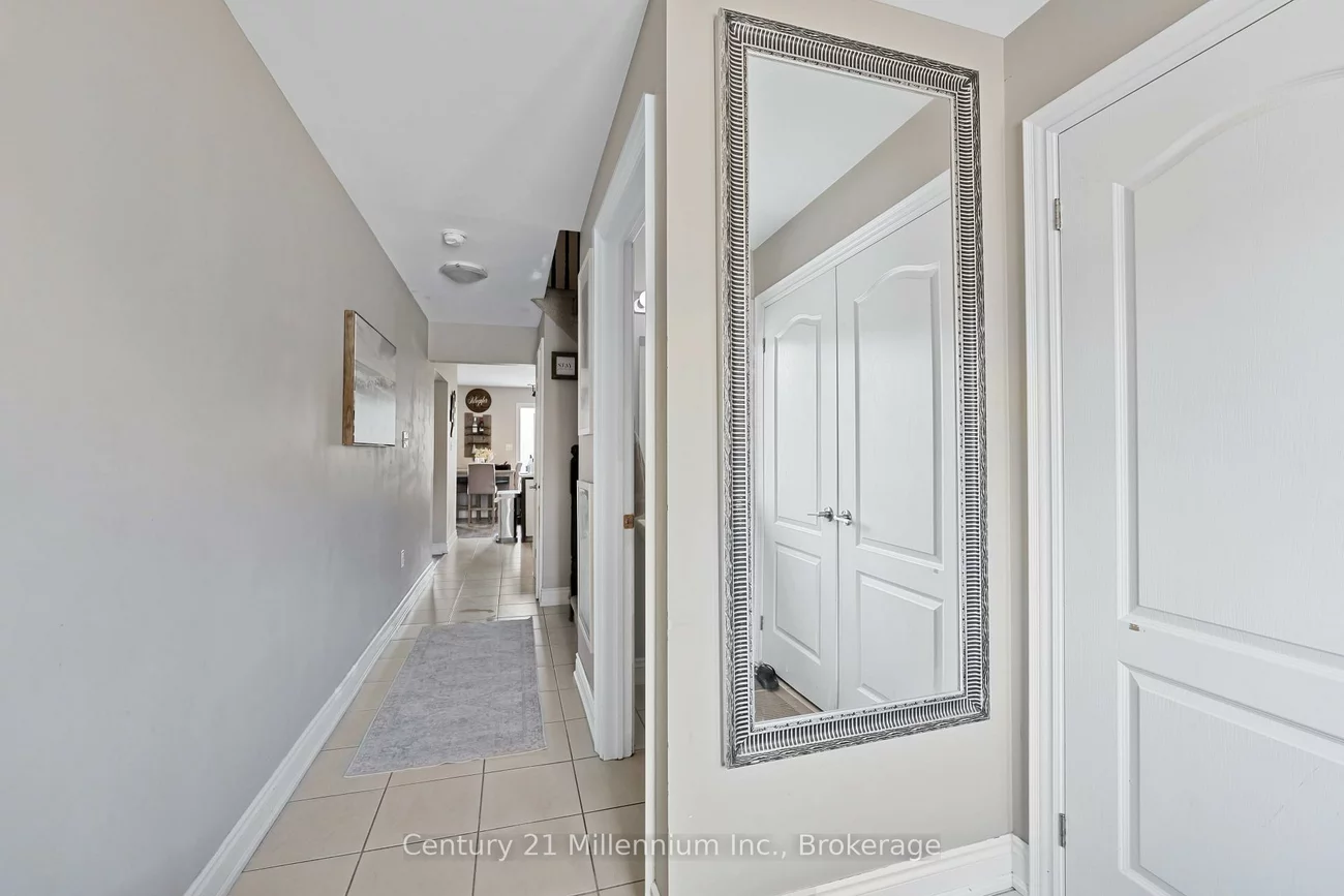 31, Madelaine, Painswick South, Barrie