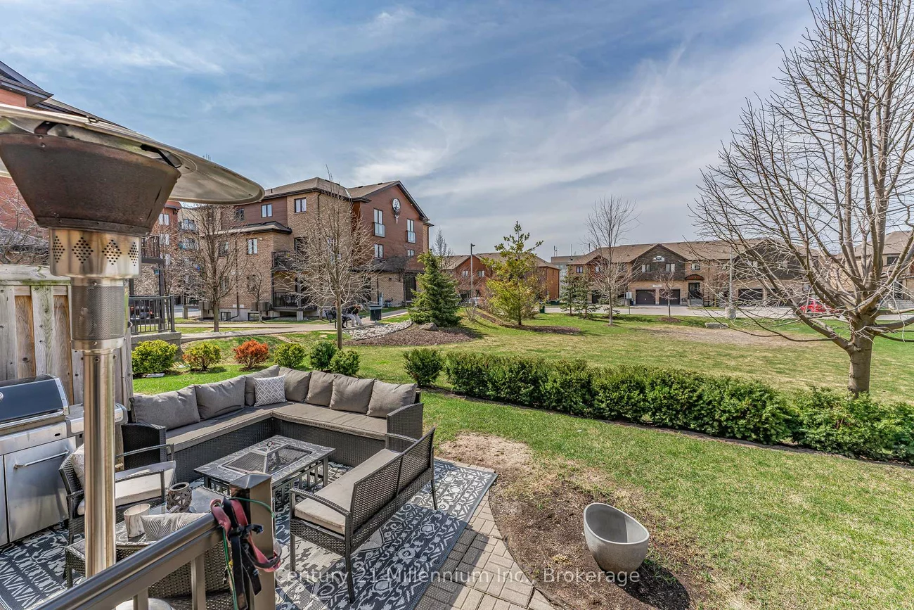 31, Madelaine, Painswick South, Barrie