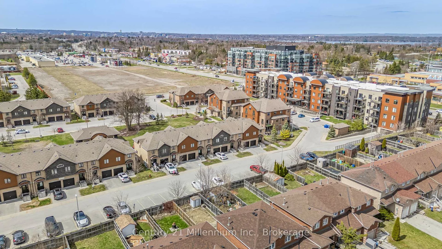 31, Madelaine, Painswick South, Barrie