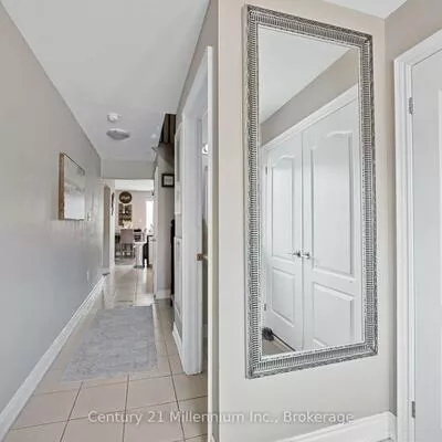 31, Madelaine, Painswick South, Barrie