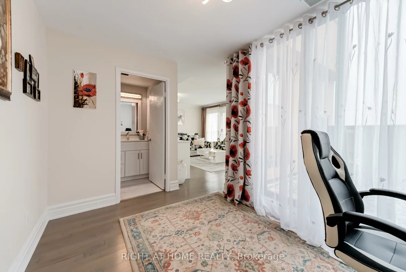 75, Ellen, Lakeshore, Barrie