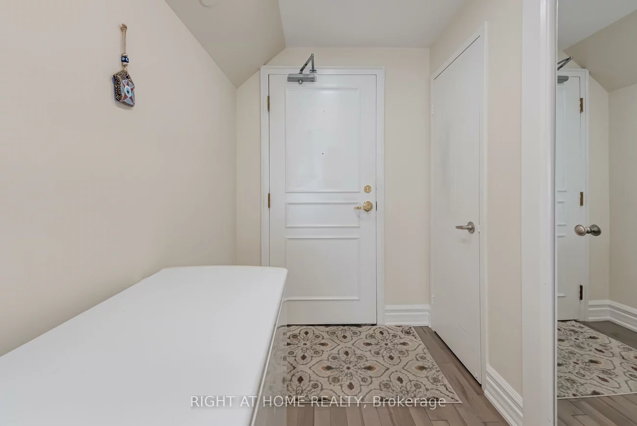 75, Ellen, Lakeshore, Barrie