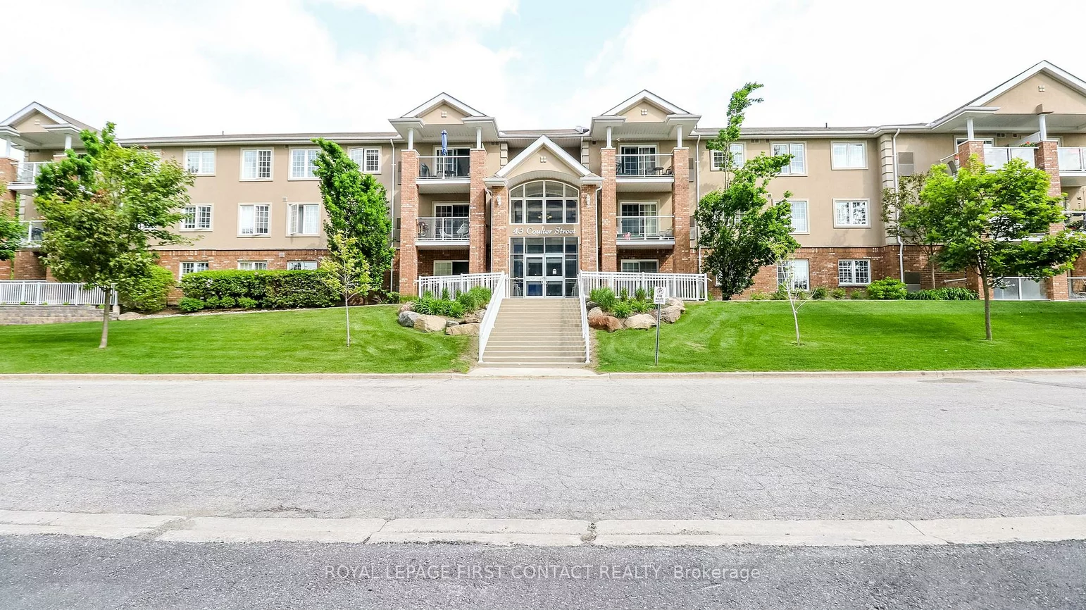 43, Coulter, Sunnidale, Barrie