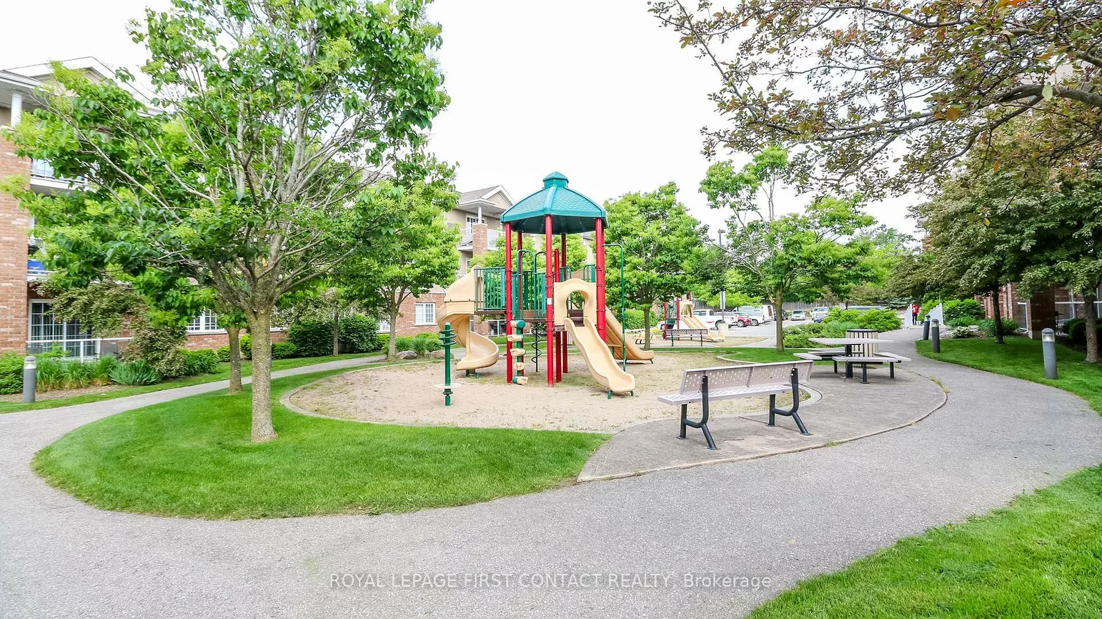 43, Coulter, Sunnidale, Barrie