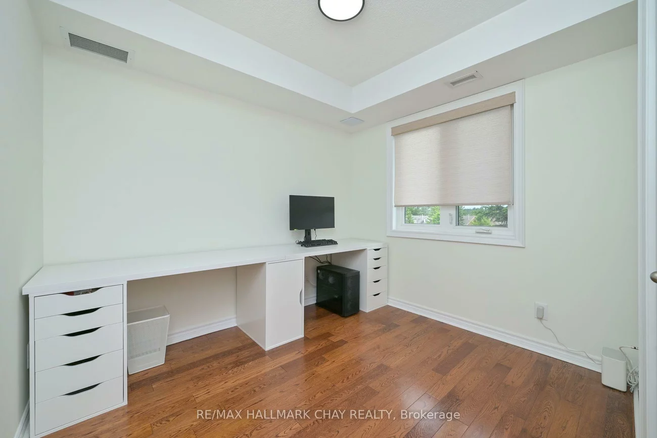 500, Mapleview, Holly, Barrie