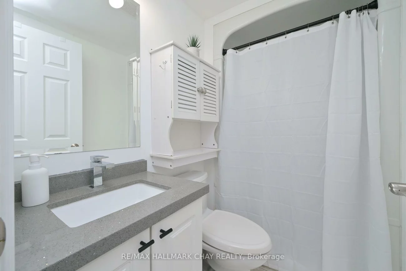 500, Mapleview, Holly, Barrie