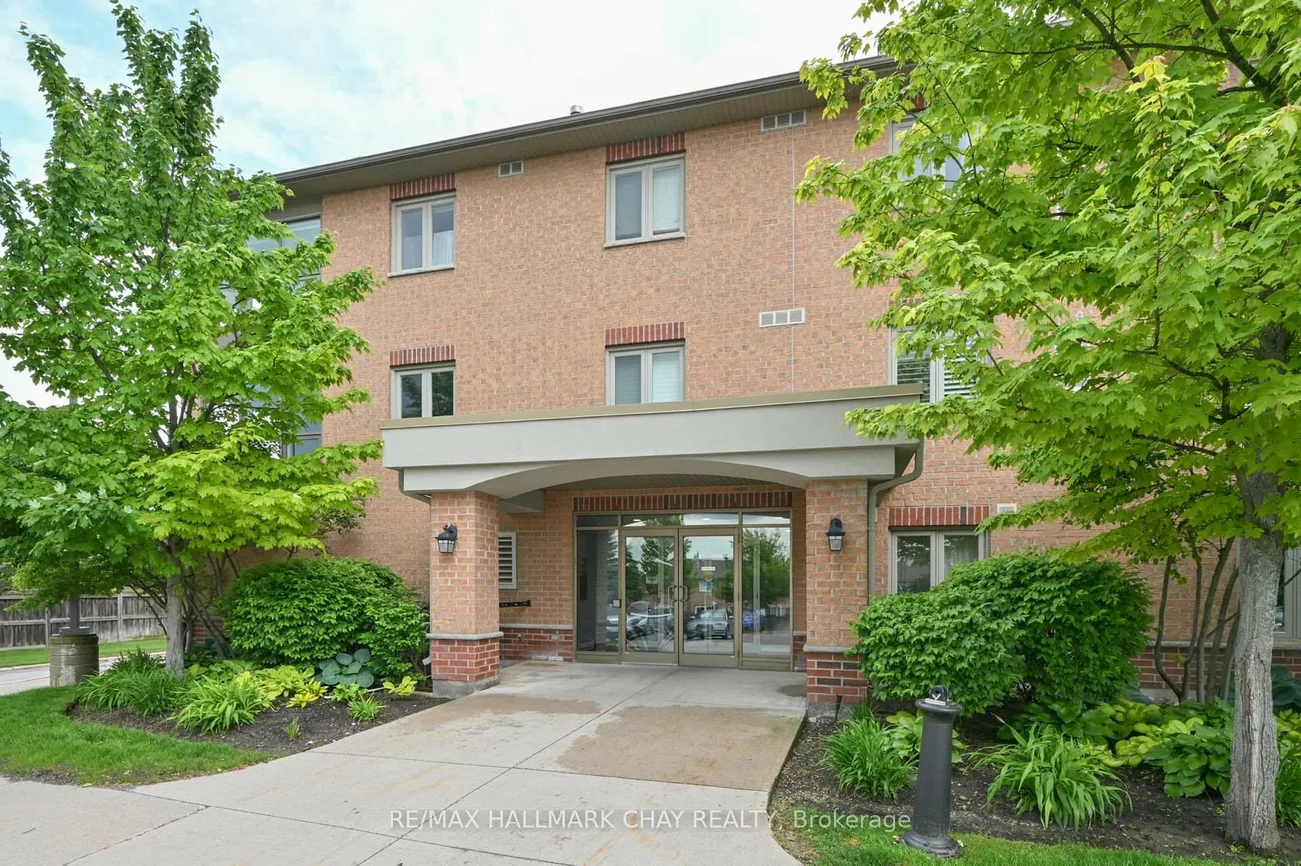 500, Mapleview, Holly, Barrie